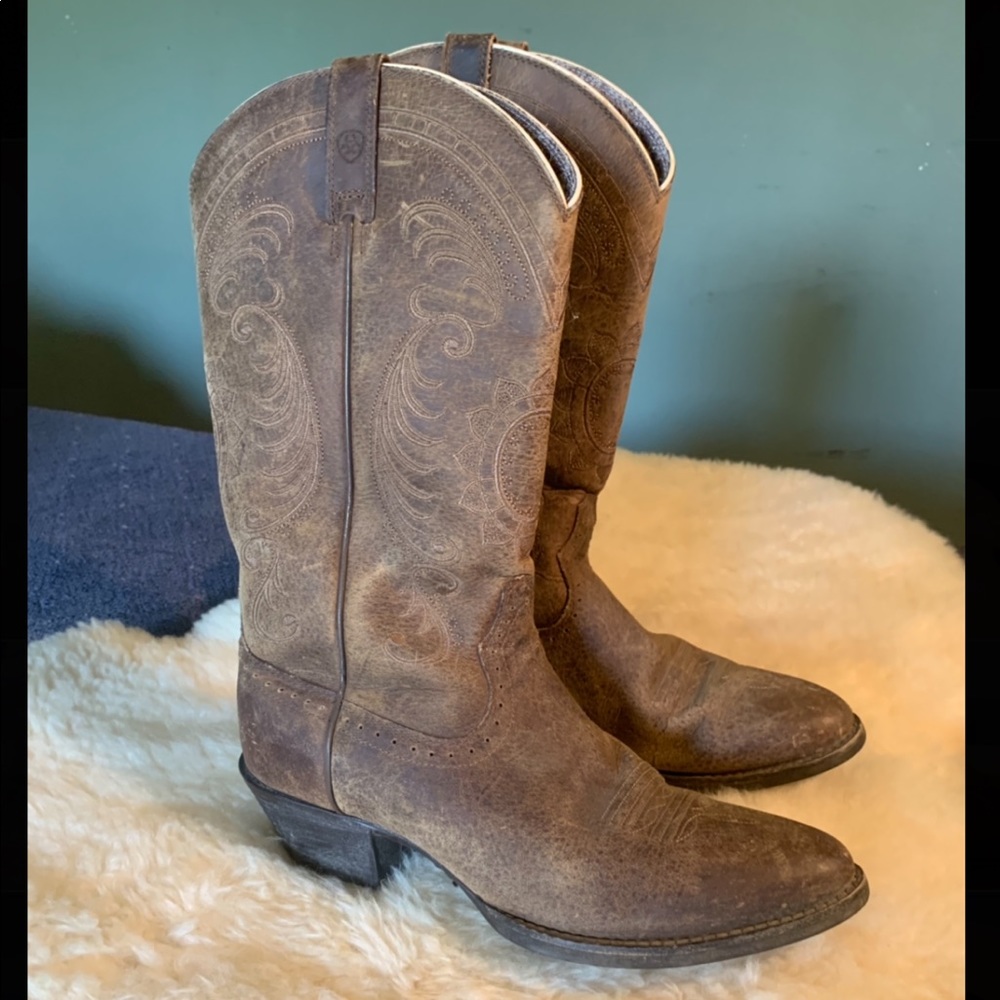 ARIAT - Women’s Brown Round Toe Cowboy Boots